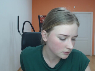 ladyeleonorr cute bitch masturbates with a vibrator