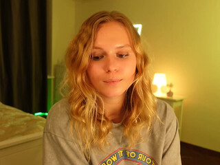 thelawofattraction busty courage is naughty with girlfriends