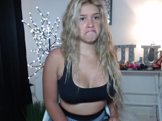 lulu_lopez myfreecams January 2020