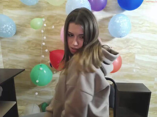 maryjayms naughty babe posing in lingerie