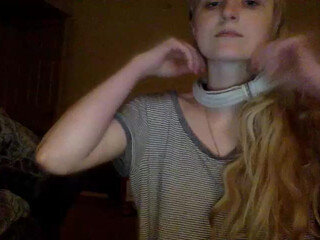 peachezzs very small narrow cap