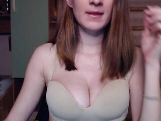 lick_it_up_big_boy Chic lesbo