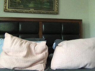 blondelovetoy pissing a little leaning on the back of the chair