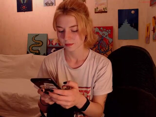 alicebreeze recording  private e with blonde