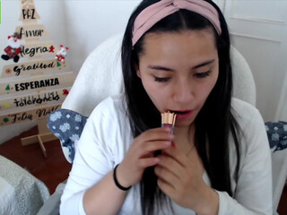 kim_shantall Naughty chick