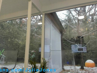 juliejones_ lustful slut fucks her pussy with a phallus