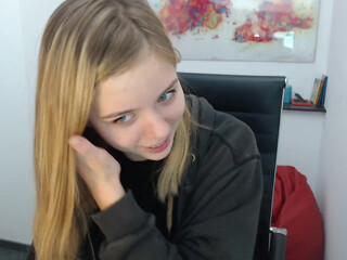 blonde_andcute hurricane devil furiously cums in pose with crustaceans