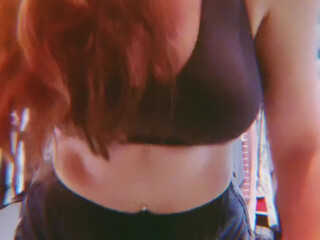 rahyndee sexy doll gives her elastic ass