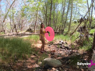 rahyndee matchless bitch seduces with big forms