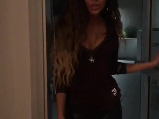 lissapolooza caressed on the bed