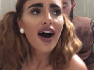 lissapolooza demonstratively masturbating on cam