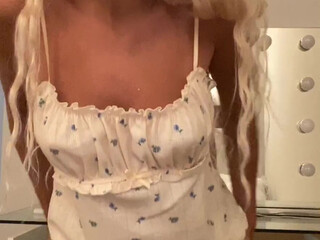 lissapolooza a wonderful beast takes a shower