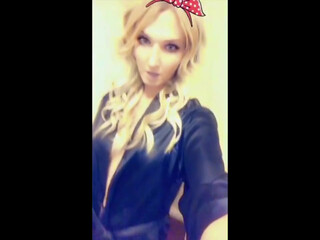 kayleighcoxx84 naughty skin posing in lingerie