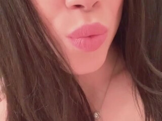 karabella petite hottie passionately jerks off her cunt