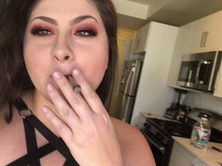 alexisabuse  Trouble-free curva