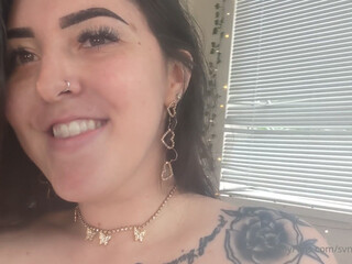 svnflowerqueen beautiful chick divinely caresses charms