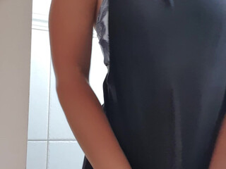 sarahwxpfree  tender kitty indulges in sex toys