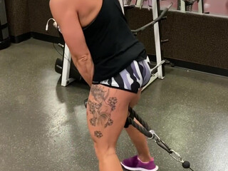 queenkarma69 crazy  girl  saddled dick