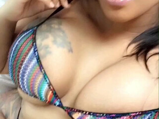 ms fernandes 25 charming babe magically shows her body