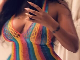 ms fernandes 25 magnificent queen jumping on sex toy