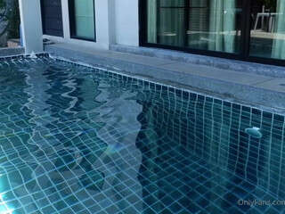 mollysweet Amazing lady