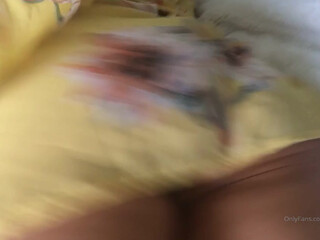 missmeforever crazy woman fucks pussy with phallus