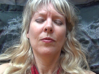 msjamiefoster Restless girl