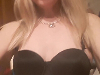 msjamiefoster flirtatious passion masturbates both holes