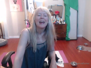 msjamiefoster charming confused handjob both crevices