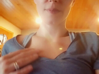 miamisthename skinny bitch jerks pussy with dildo