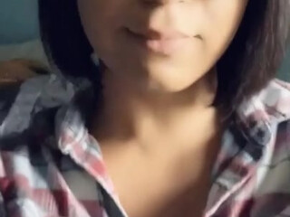 melodymonae exquisite passion rubs pussy