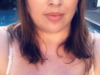 maggiegreenlive curious prostitute sucking rubber dick