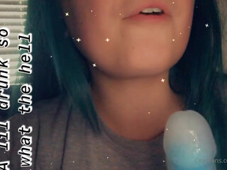 littlekittenn undressing in  private e