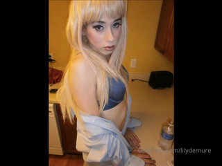 lilydemure grade skin rubs tits