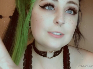 littlekittenn Naughty blonde