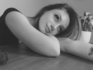 izzy xx perfect young lady striking chic ass