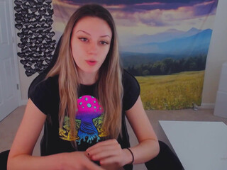 izzy xx luscious whore rubs boobs with oil