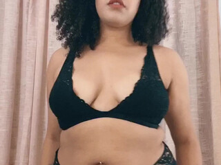 gemtheegoddess beautiful chick boasts big boobs