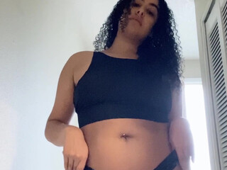 gemtheegoddess stunning babe banging her vagina deeply