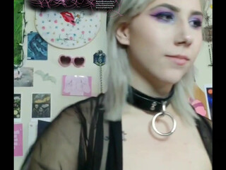 thechronicmasochist Blonde in