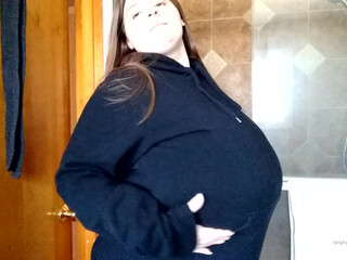 sarahrae lynch Naughty blonde