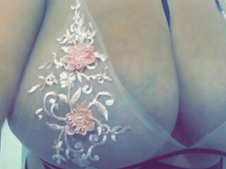 mikki951 hot bitch caresses shaved cunt