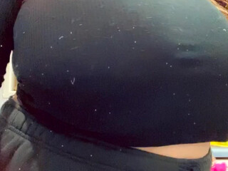 mikki951 babe masturbates with phallus