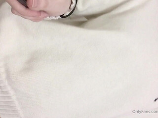 cutefruit18 skinny squirt stretches the vagina