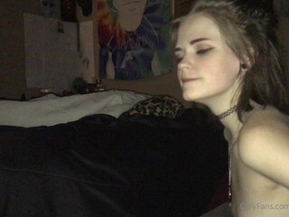 babyjade13 gorgeous lady caresses shaved vagina