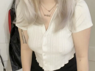 urbackstagebaby hot trick fingering pussy