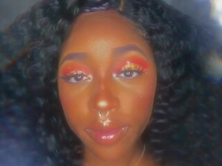 onlydesirelex lady performs a gorgeous striptease