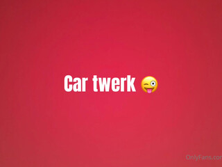 niyahreneenudes Exquisite trash