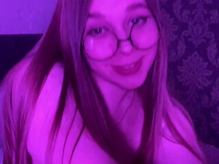 lucylaistner hot aunt fucks juicy anus