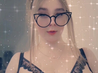 lucylaistner butt plug